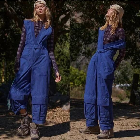 Free People Movement GO WEST Utility Cargo Wide Leg Jumpsuit Onesie S NWOT $128 - Picture 1 of 6